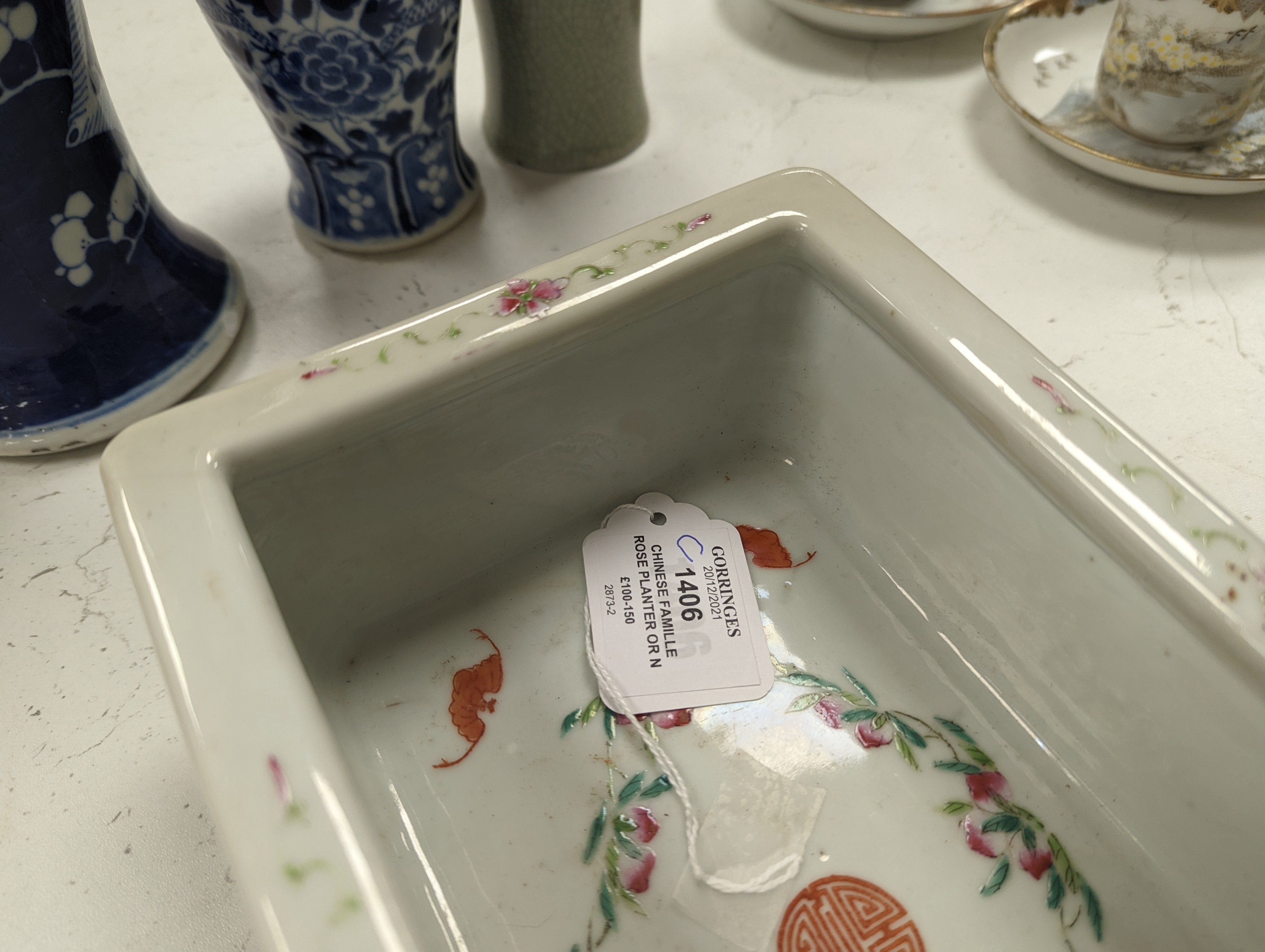 Chinese famille rose planter or narcissus dish, Republic Period 24cm